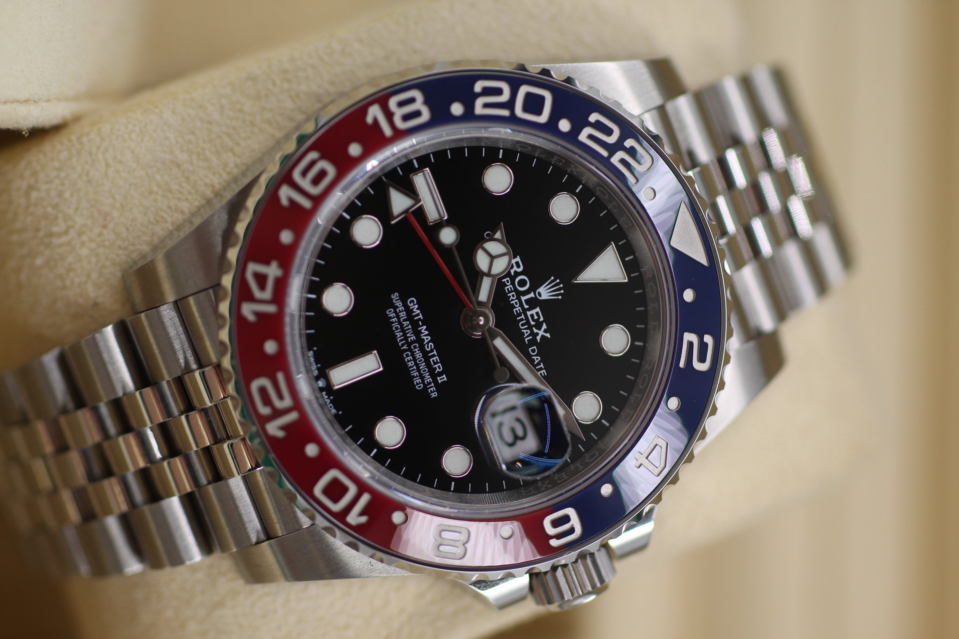 Rolex GMT Master II Pepsi 126710BLRO