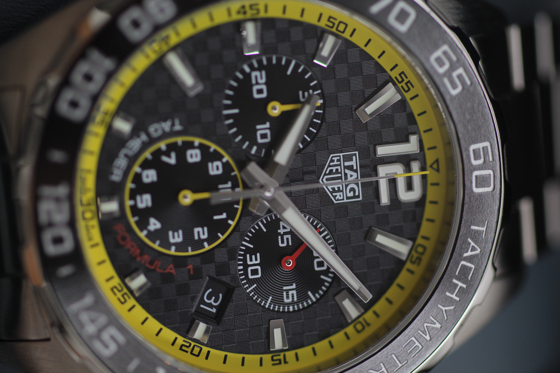 TAG Heuer Formula 1 Chronograph Carbon 43mm CAZ101AC