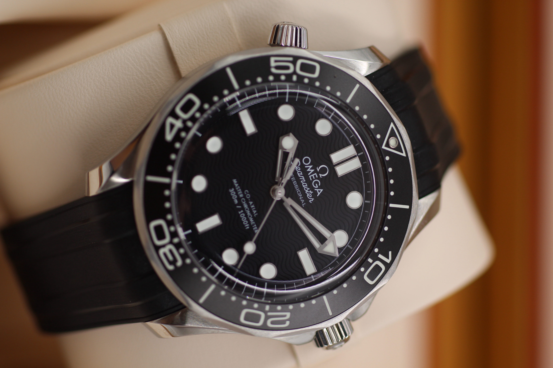 Omega Seamaster Professional 300m No Date 210.32.42.20.01.003 previously sold timepiece