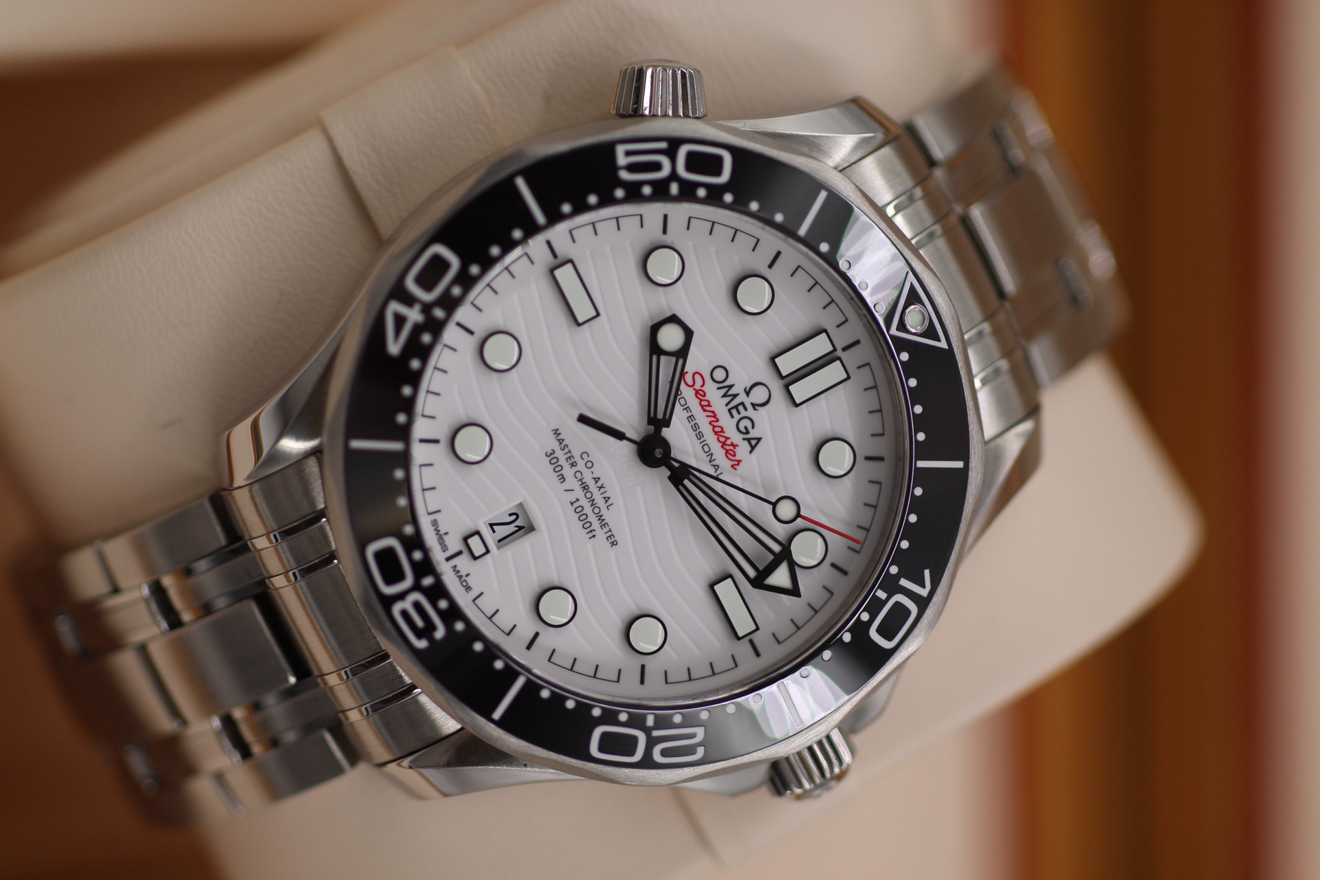 OMEGA Seamaster Professional 300m 42mm 210.30.42.20.04.001