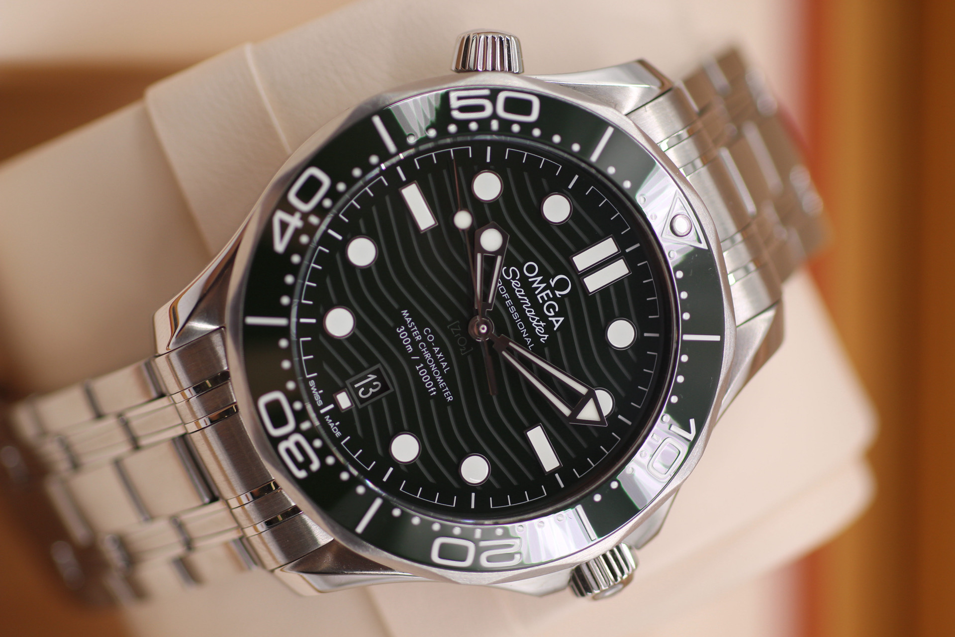 OMEGA Seamaster Professional Diver 300m Green 42mm