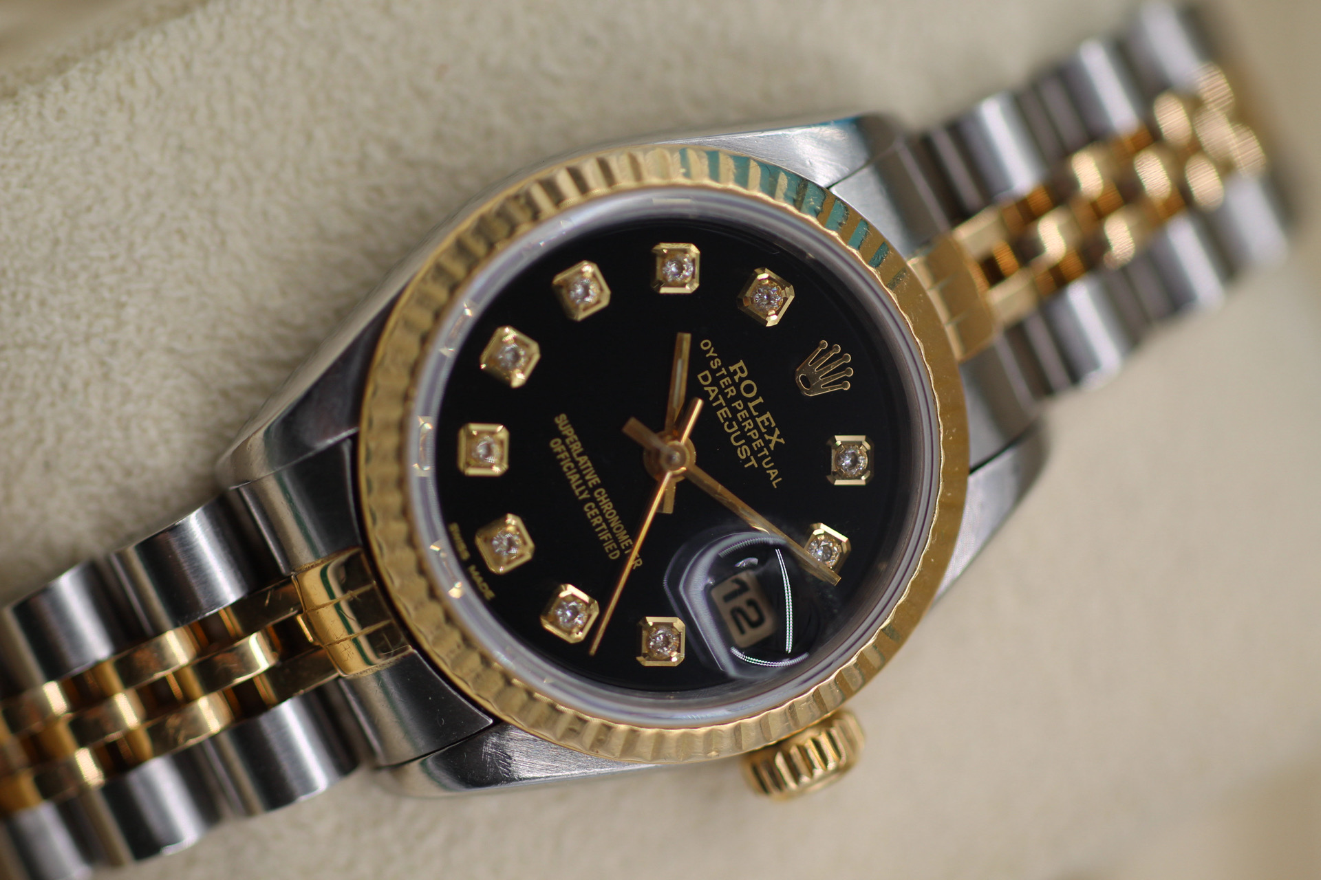 Rolex Datejust Black Diamond Dot 26mm 69173