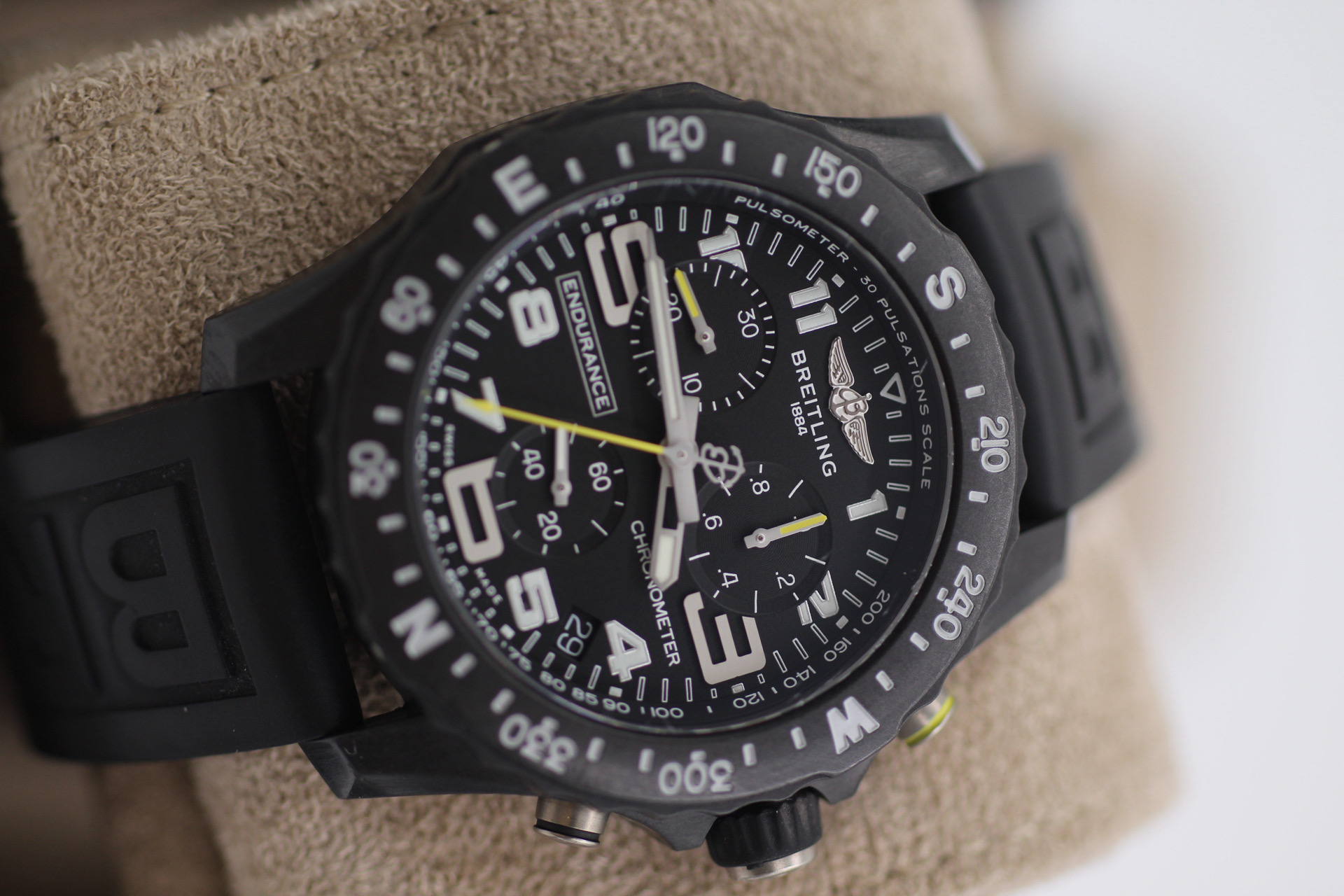 Breitling Endurance Pro Black 44mm X82310