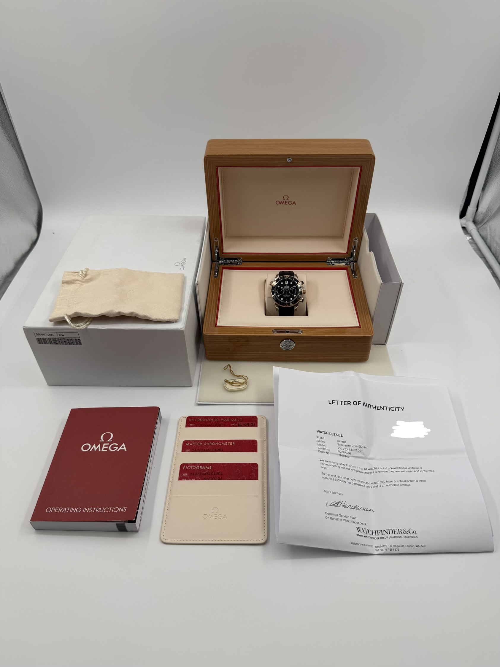 OMEGA Seamaster 300m Sedna Gold Chronograph 44mm